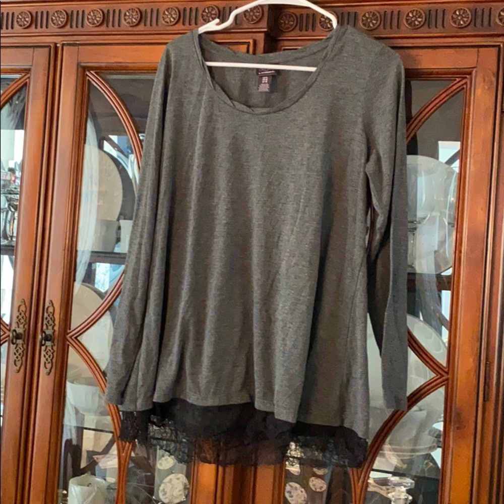Maternity shirt